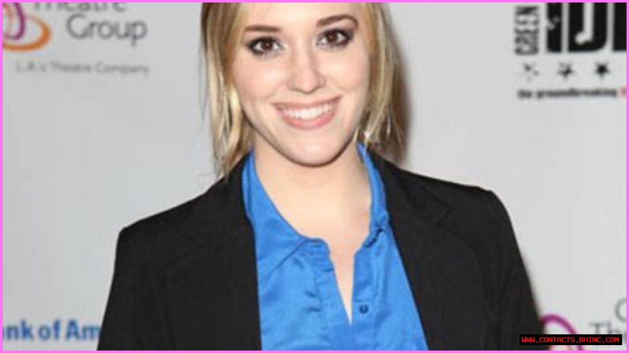 Andrea Bowen  Bio (Wiki) 