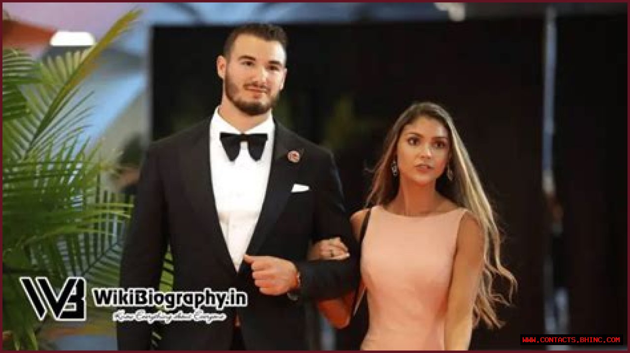 
Hillary Trubisky Height, Weight, Net Worth, Age, Birthday, Wikipedia, Who, Nationality, Biography 