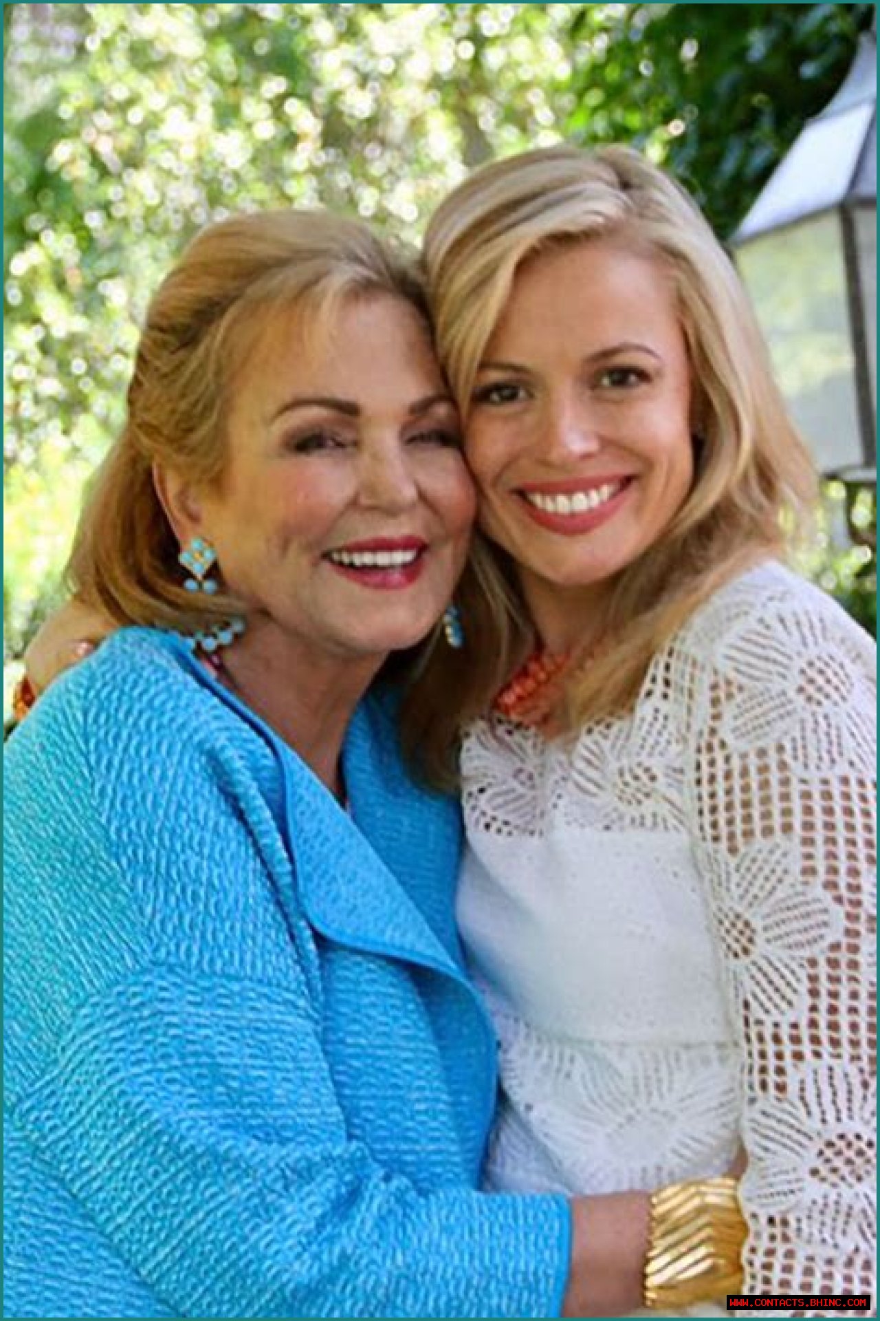 Katie George Family | Is She the Daughter of Phyllis George | Are They Related?