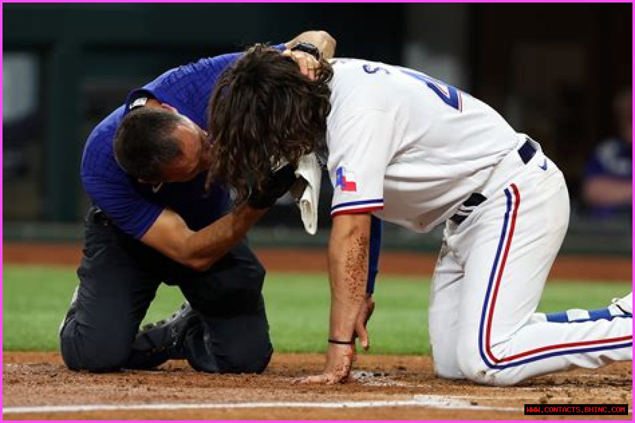 Rangers' Josh Smith rushed to hospital after taking pitch to face