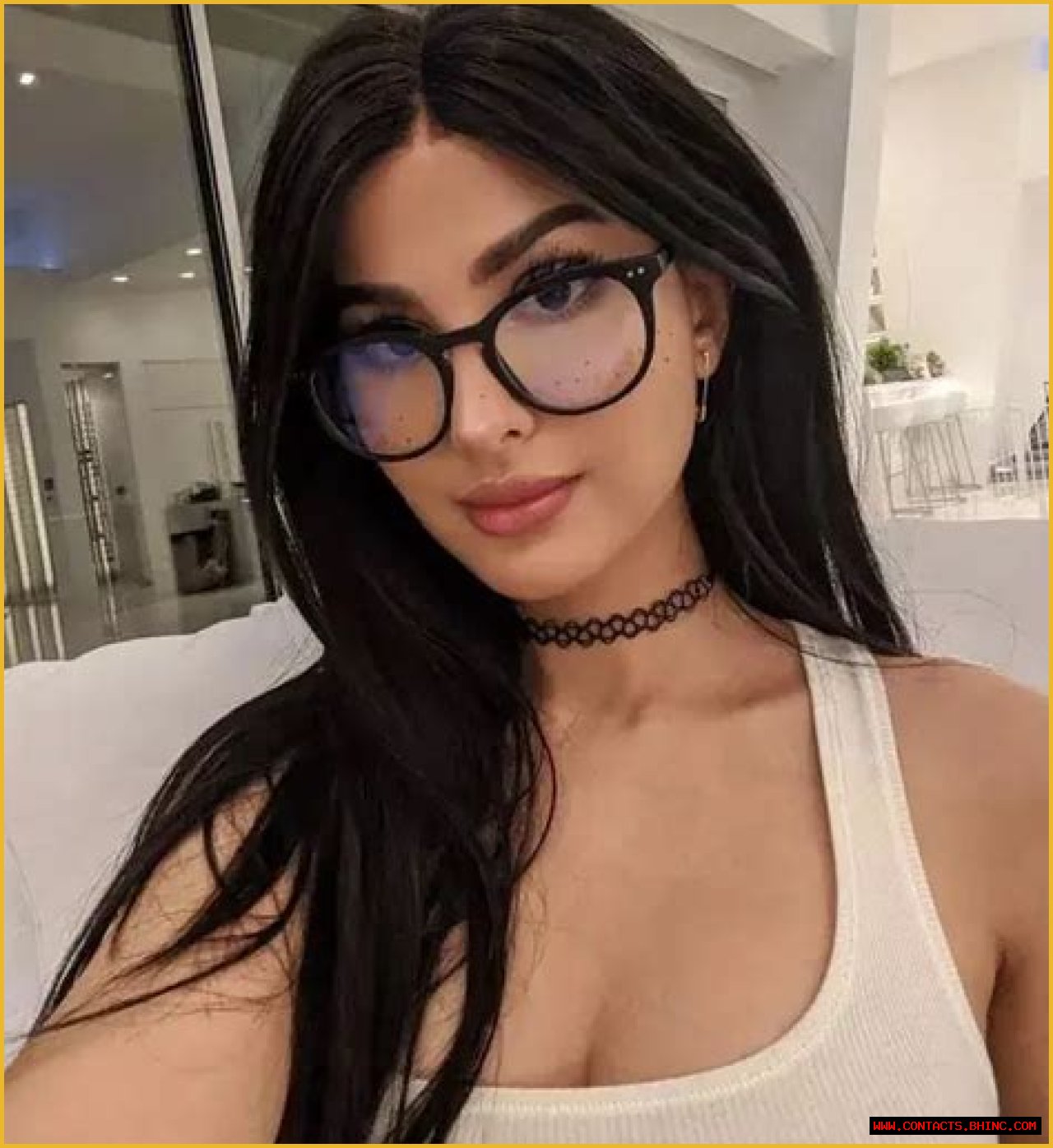 SSSniperWolf Wiki, Bio, Real Name, Net Worth, Boyfriend & More
